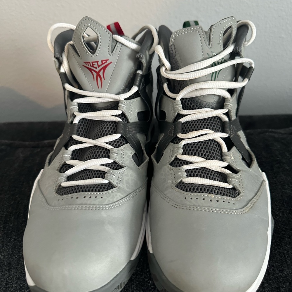 Air Jordan Melo M9 Christmas